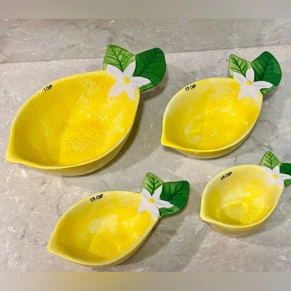 NWT yellow lemon shaped 4 piece measuring cup set, kitchen tools, perfect Gifts! - Picture 3 of 8